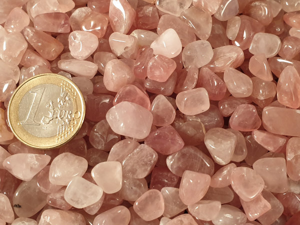 0.5 kg Rosenquarz Trommelstein S (ca.600-700 Stk) 0.5 kg Rosenquarz Trommelstein S (ca.600-700 Stk)