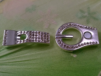 clasp 32mm with rhinestone, metal-silvercolor