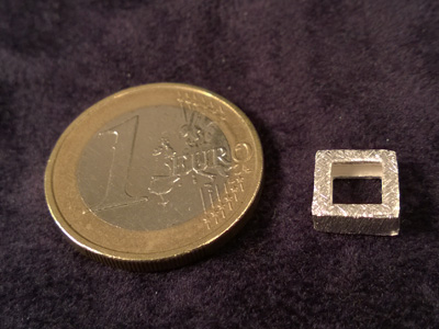 finding, 8x8x3mm, silver