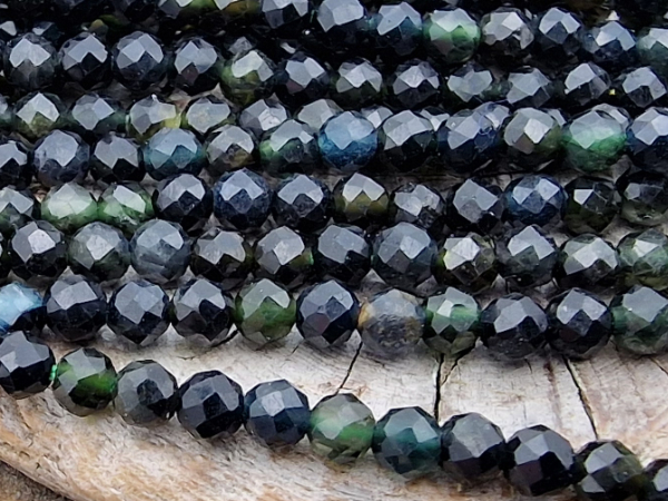 green tourmaline necklace faceted 2mm
