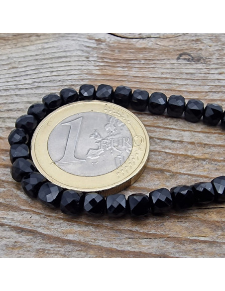 Schwarzer Turmalin (Schörl) Kette facettiert 4x4mm