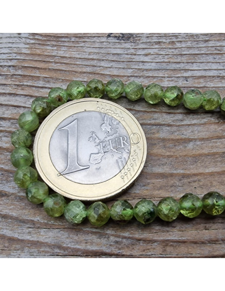 Olivinkette (Peridot) facettiert 4mm
