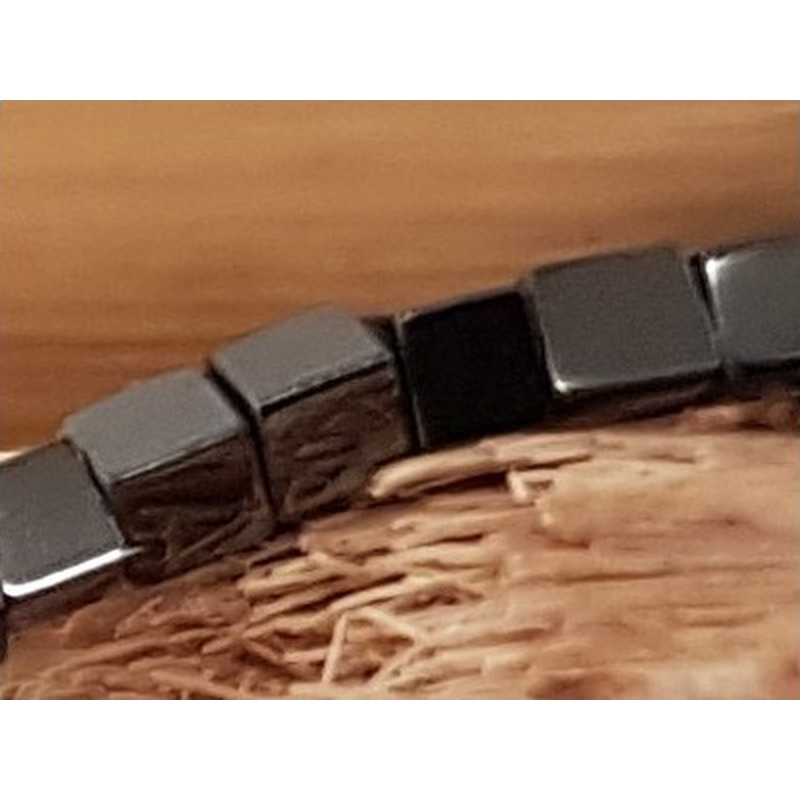 Blutsteinkette (Hämatit) 2x2mm