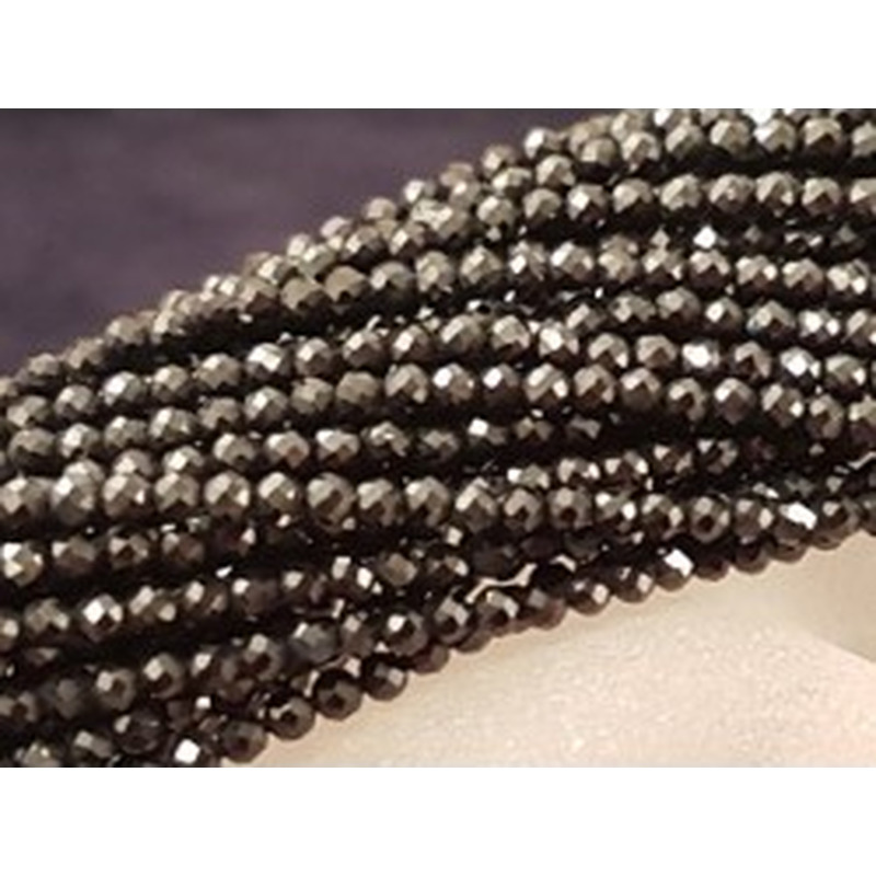 Spinellkette schwarz facettiert 2mm, stark funkelnd 2