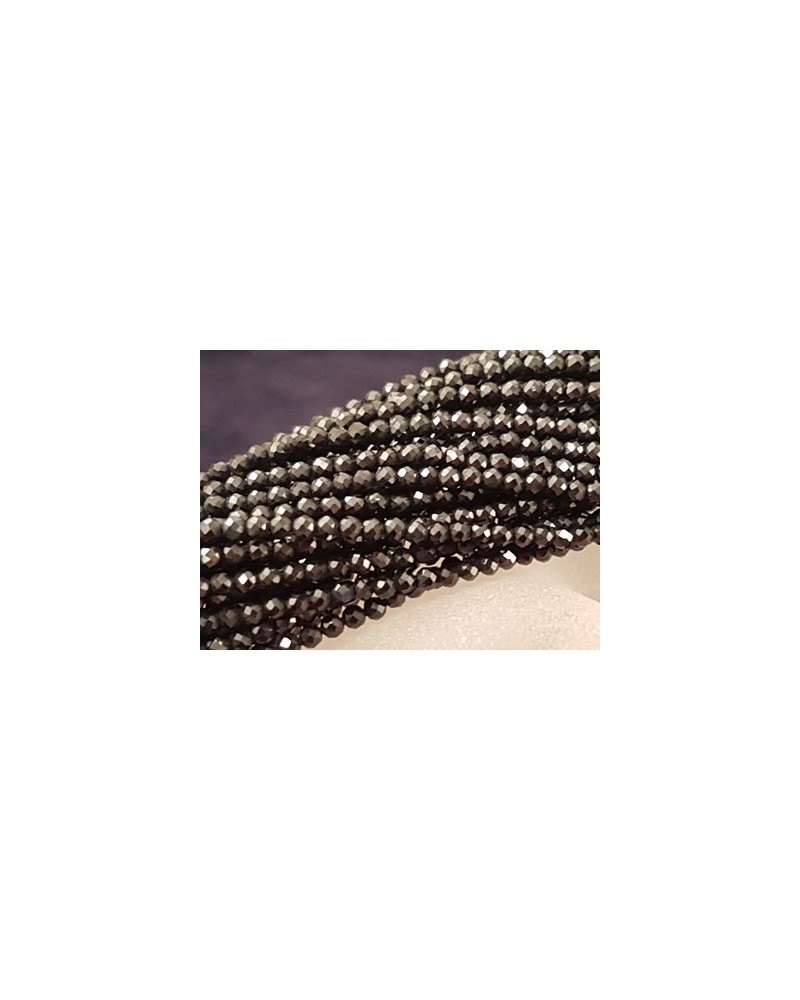 Spinellkette schwarz facettiert 2mm, stark funkelnd