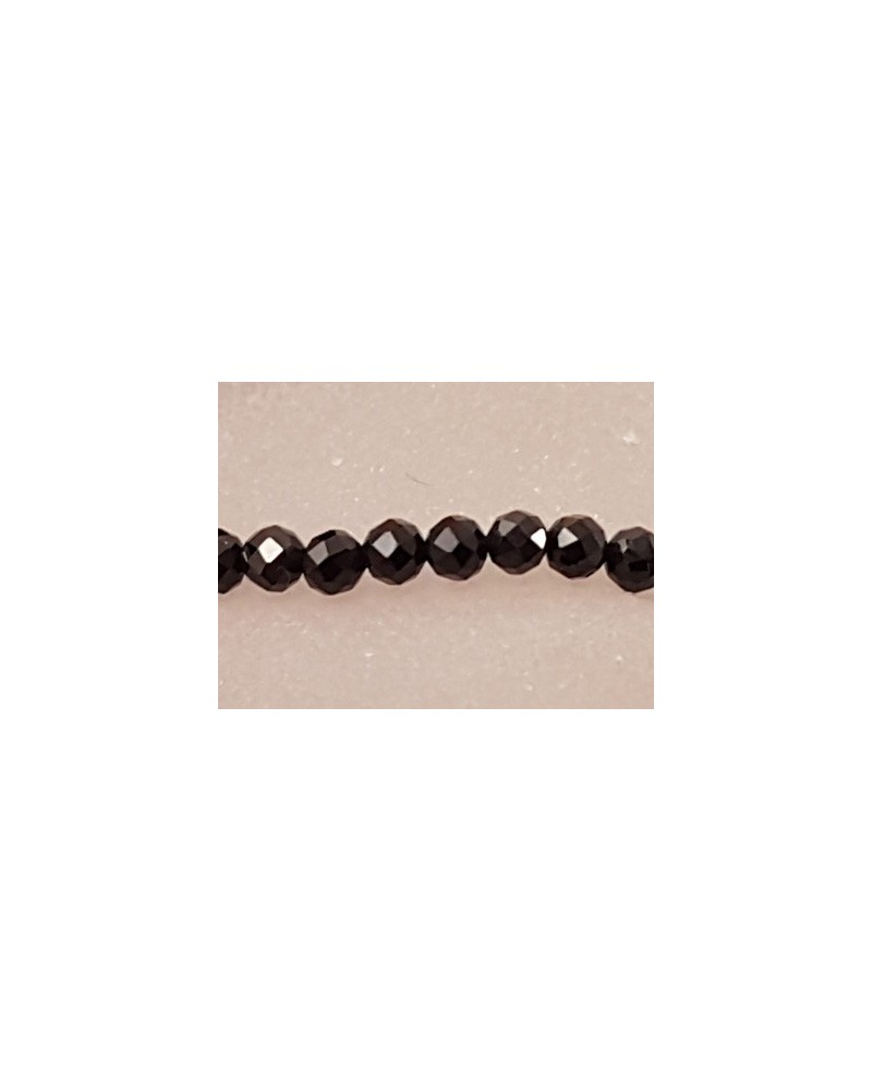 Spinellkette schwarz facettiert 2mm, stark funkelnd