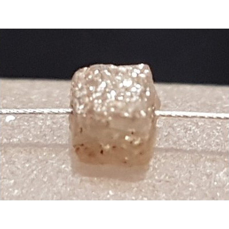 Diamant kubisch 0.4-0.5ct