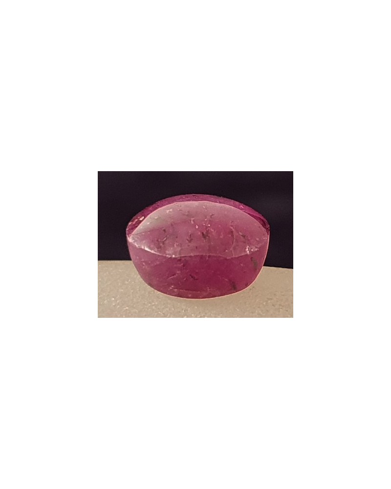 Sternrubin Cabochon 10x11mm