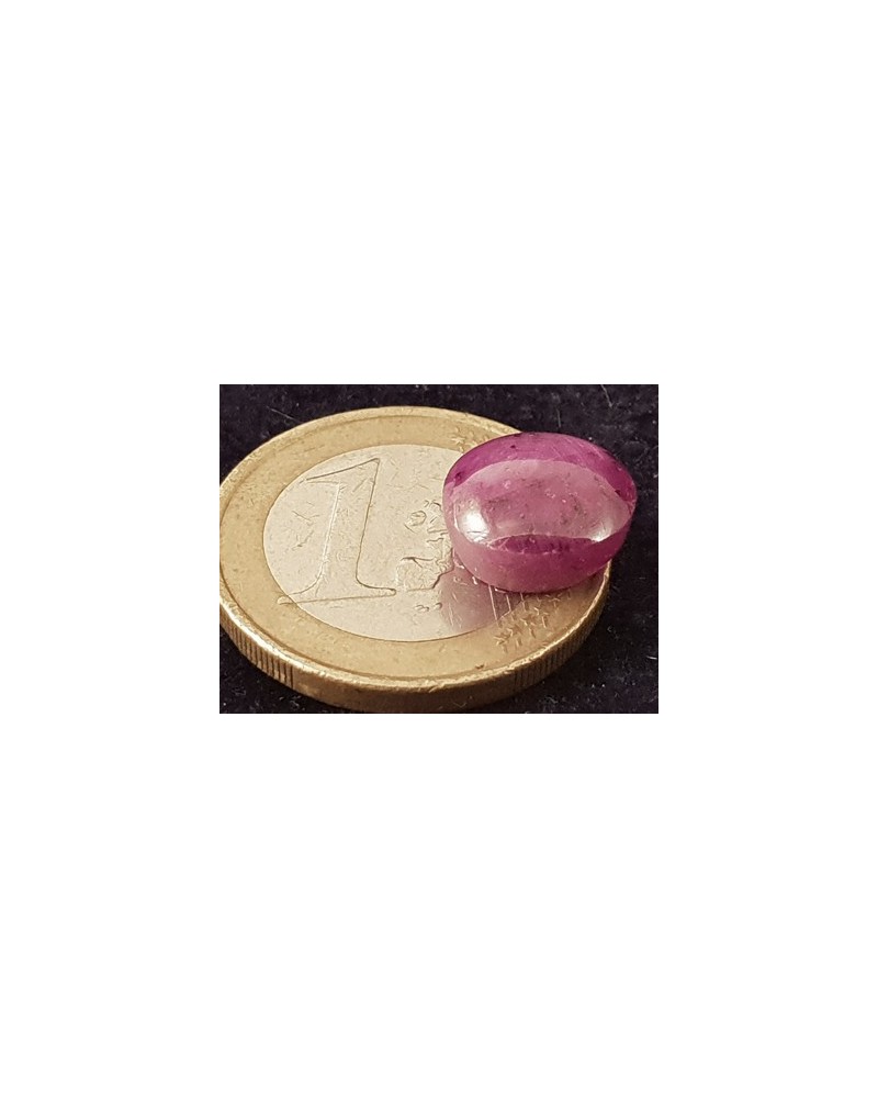 Sternrubin Cabochon 10x11mm