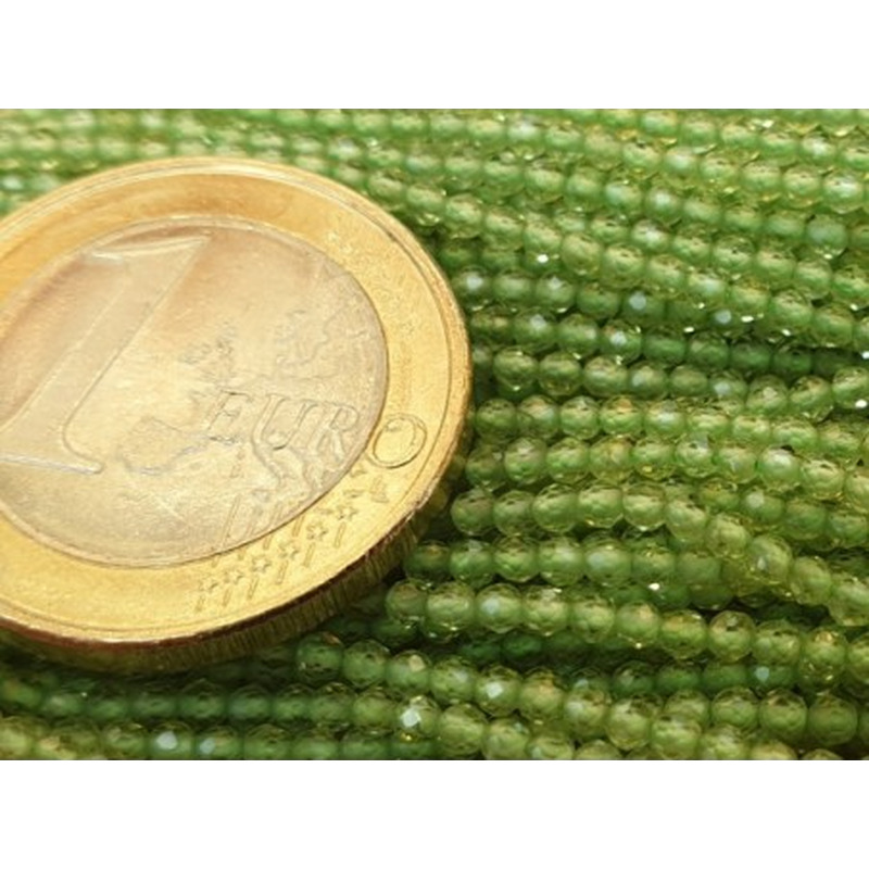 Olivinkette (Peridot) facettiert 2mm