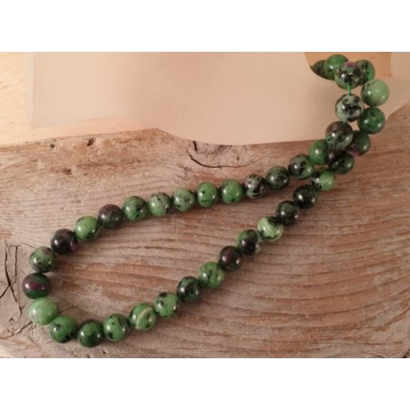Rubin Zoisitkette 8mm