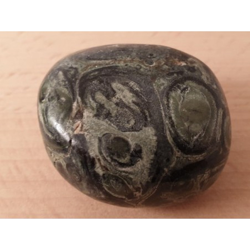 Eldarit (Kabamba, Nebulastein) Handschmeichler