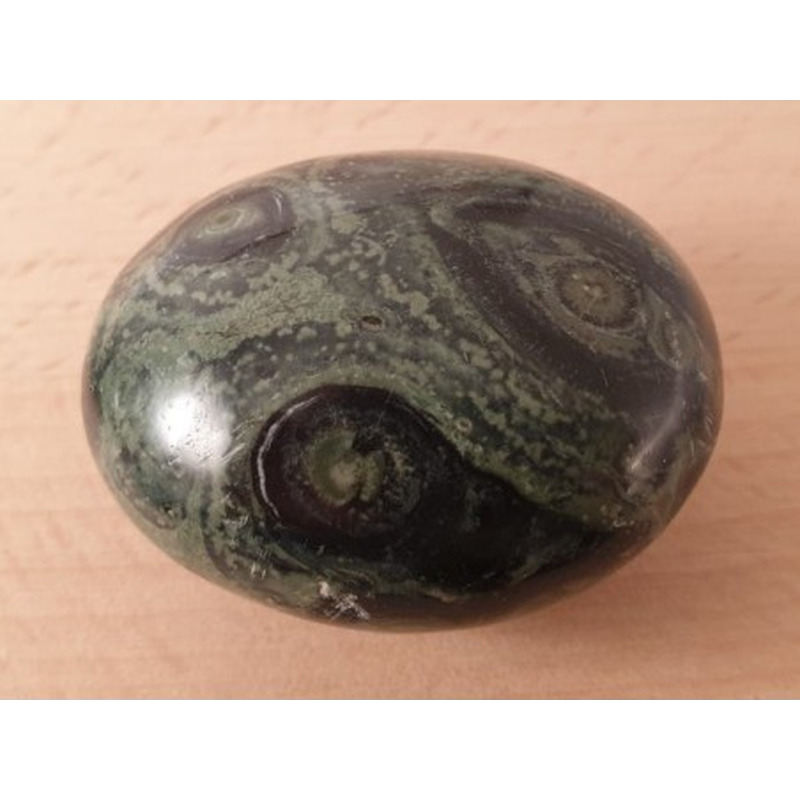 Eldarit (Kabamba, Nebulastein) Handschmeichler
