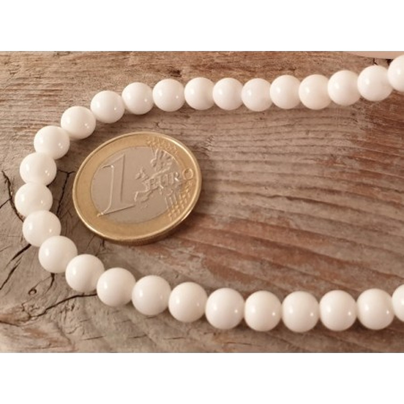 white Jade Kette 6mm