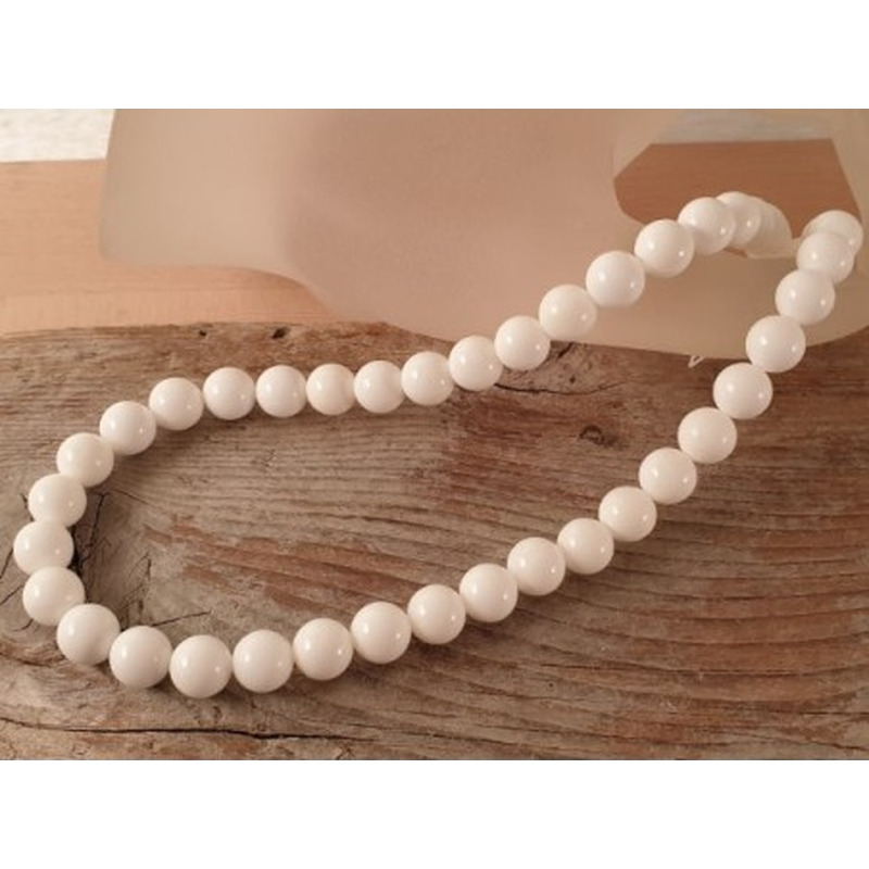 white Jade Kette 8mm