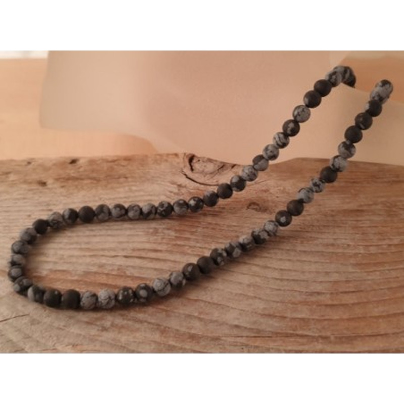 Schneeflocken Obsidian Kette matt 4mm