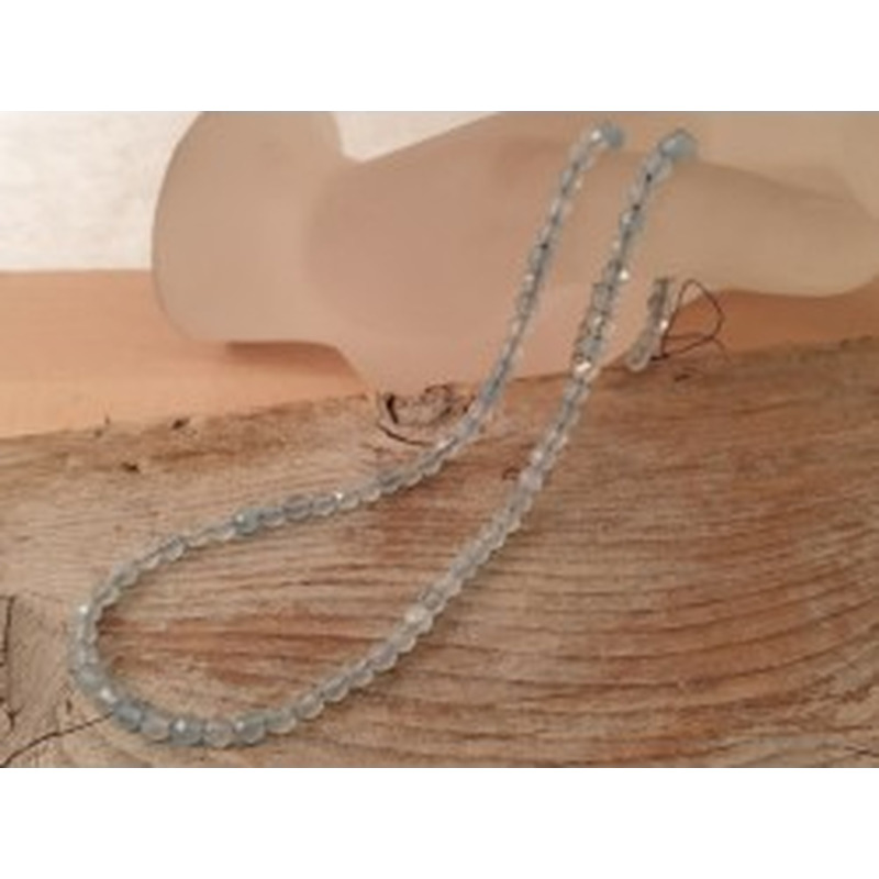 Aquamarinkette facettiert, 4mm 2