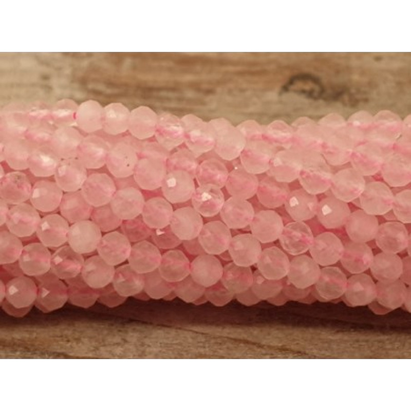 Rosenquarzkette facettiert 2mm