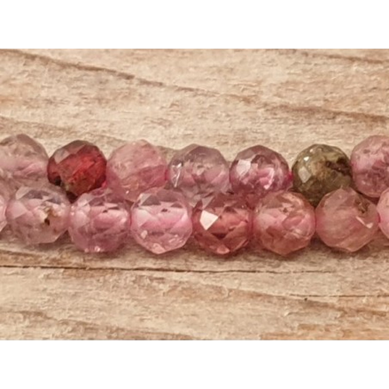 Spinellkette facettiert 3mm, stark funkelnd