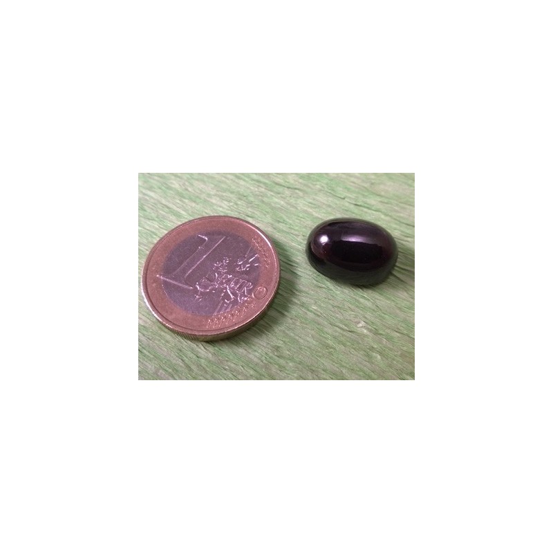 Sterndiopsid Cabochon 13x17mm