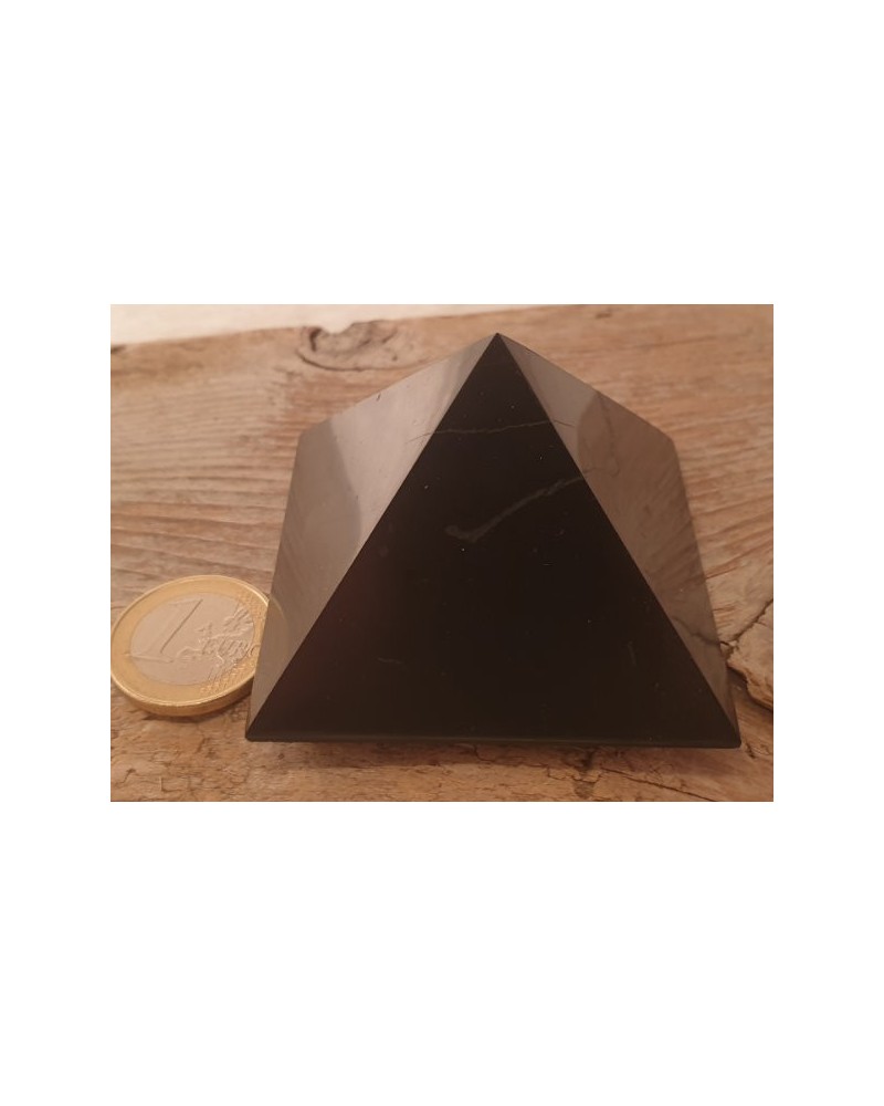 Schungit (Shungit) Pyramide 60mm