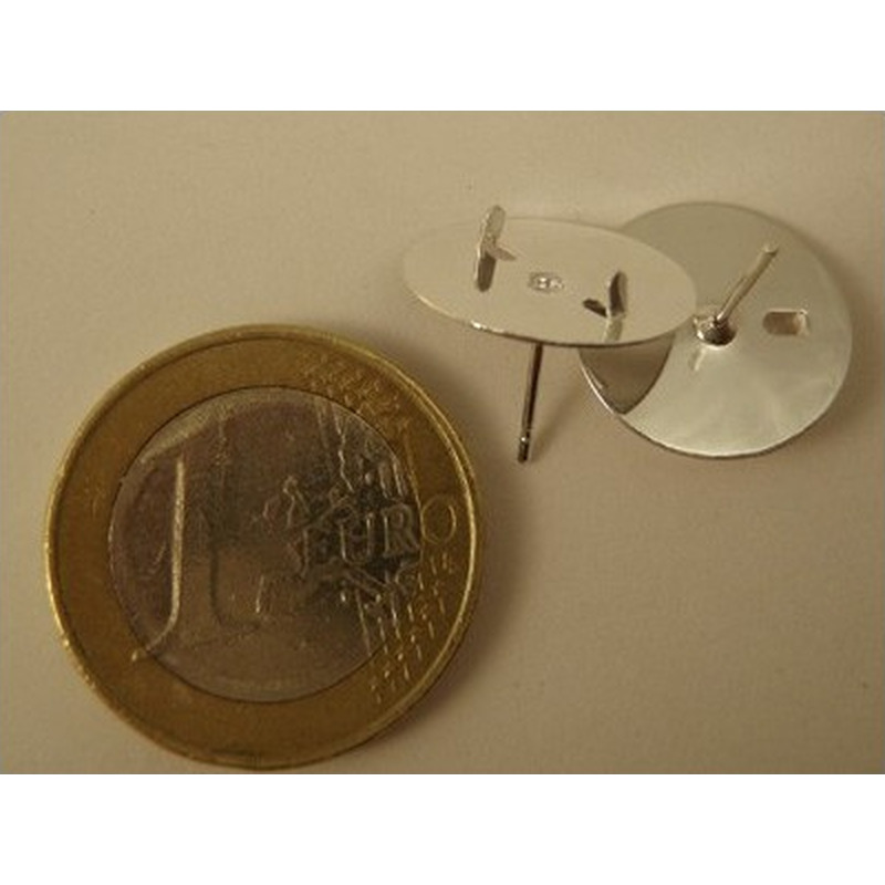 Ohrstecker aus Messing versilbert