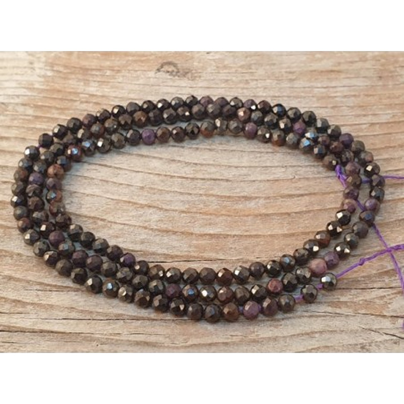 Sugilithkette facettiert 2mm