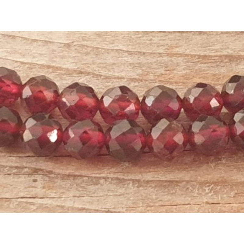 Granatkette facettiert 4mm