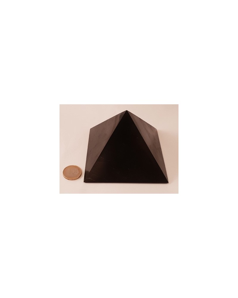 Schungit (Shungit) Pyramide 100mm