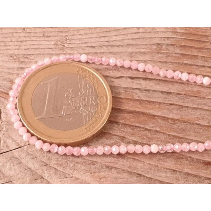 Beryllkette (Morganit) facettiert 2mm
