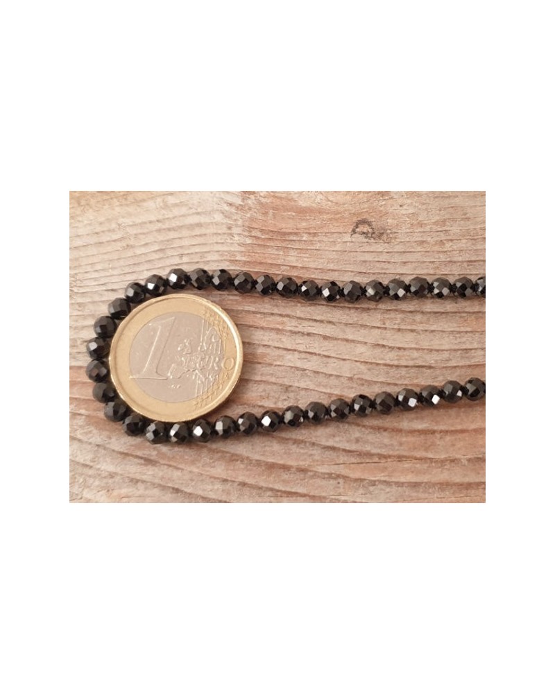 Spinellkette schwarz facettiert 4mm, stark funkelnd