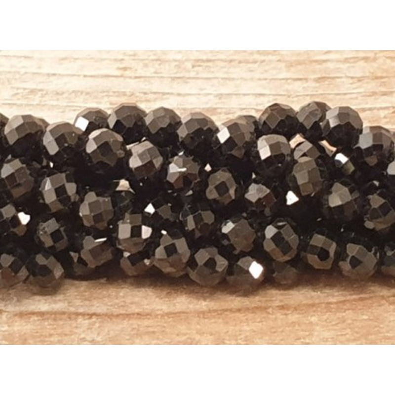 Spinellkette schwarz facettiert 3mm, stark funkelnd