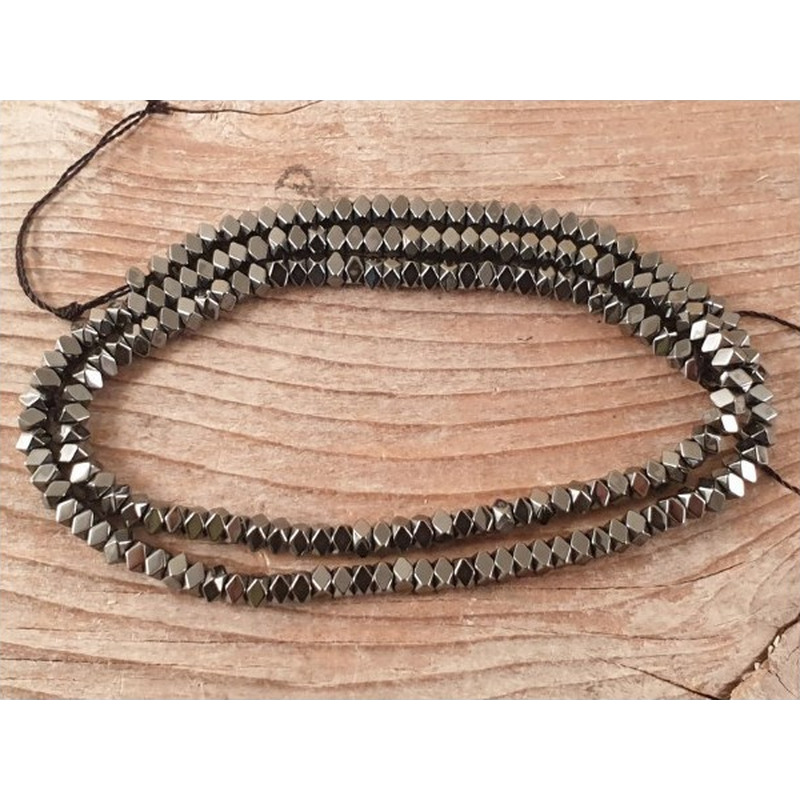 Blutsteinkette (Hämatit) 3x2mm