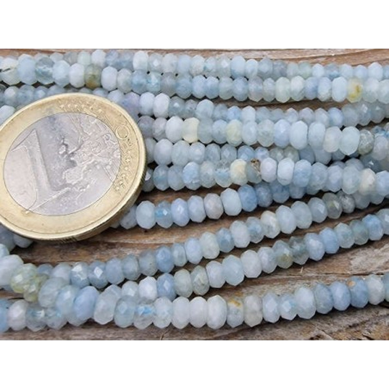 Aquamarinkette facettiert 4x2mm