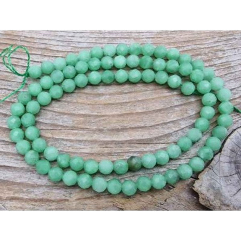 grüner Angelit facettiert 4mm