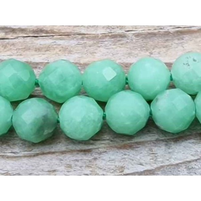 grüner Angelit facettiert 4mm