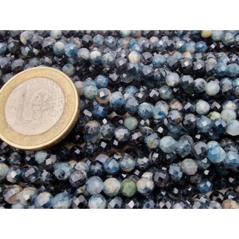 blaue Turmalinkette facettiert 4mm