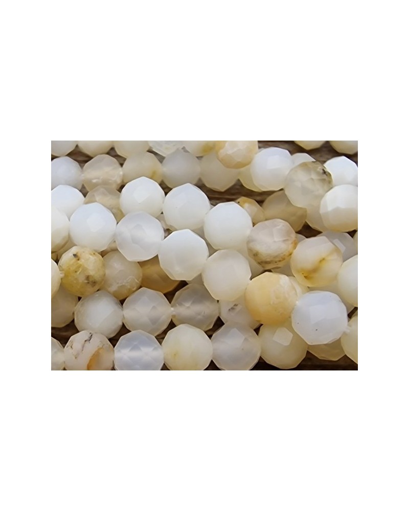 white Opalkette facettiert 4mm