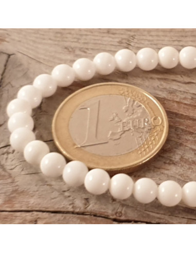white Jade Kette 4mm