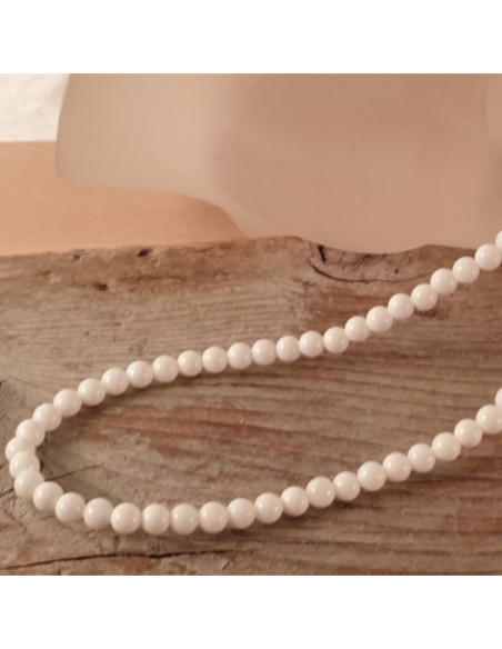 white Jade Kette 4mm