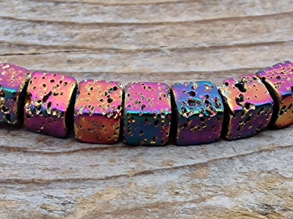hematite necklace multicolor lavalook 4x4mm