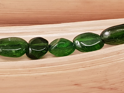 diopside necklace 4-5mm