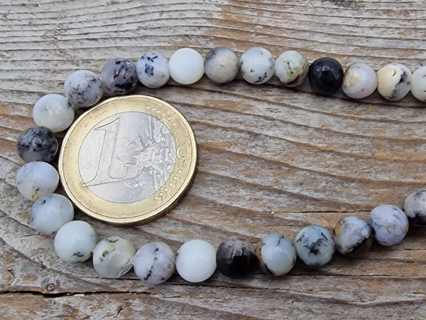 dendrites opal necklace 6mm