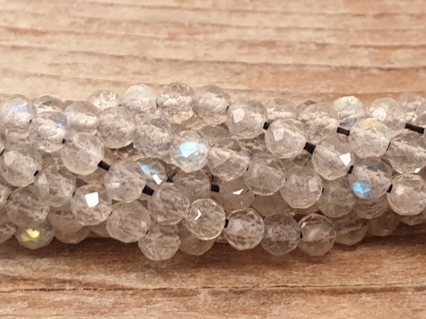 Labradoritkette facettiert 3mm