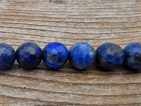 lapislazuli necklace faceted 8mm