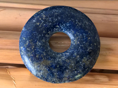 lapislazuli donut 37mm