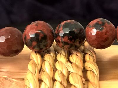 Mahagoniobsidiankette facettiert 10mm