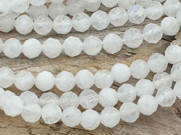 moonstone necklace faceted 3.5mm