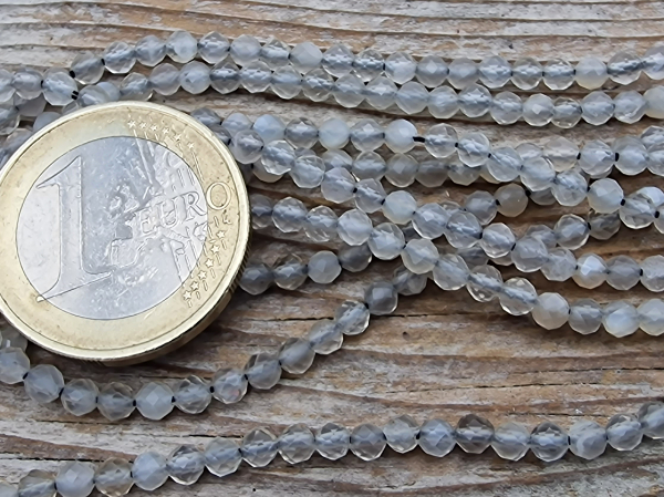 moonstone grey necklace faceted 3mm