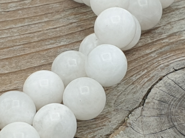 moonstone necklace white 8mm